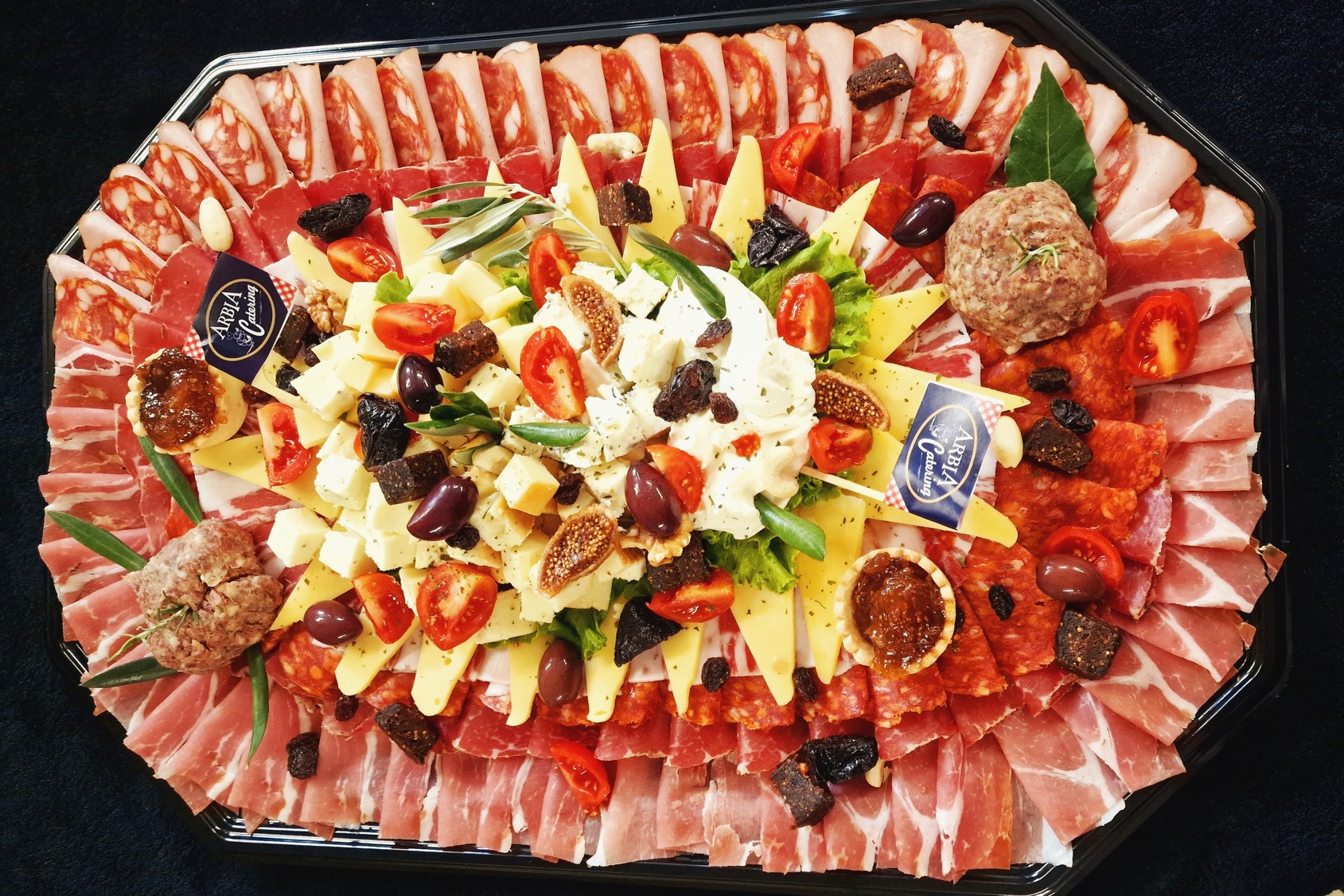 APL Arbia plata L veličina za 16-18 osoba